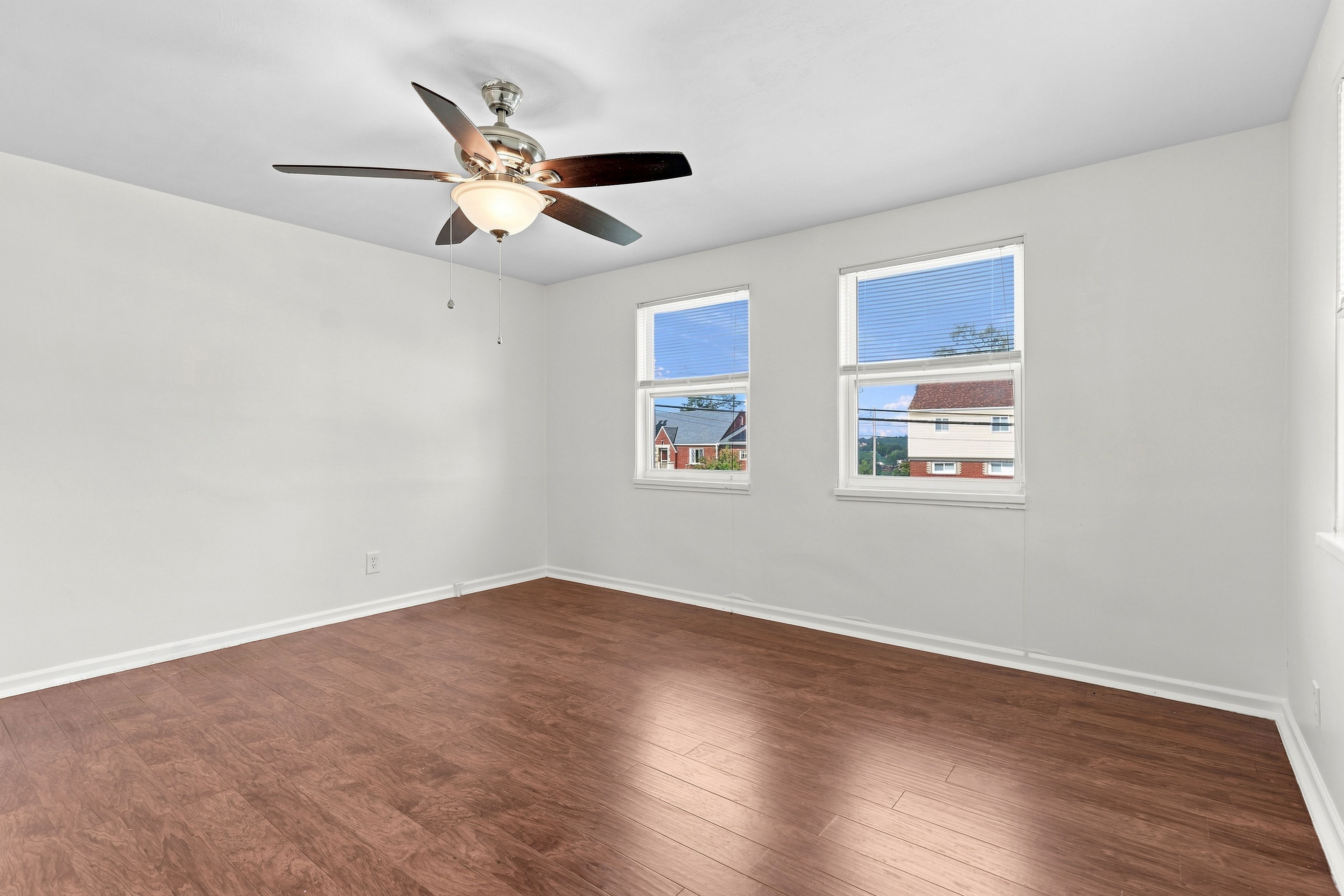  705 Greenlee Road, Whitehall, PA 15227 - 物件實景