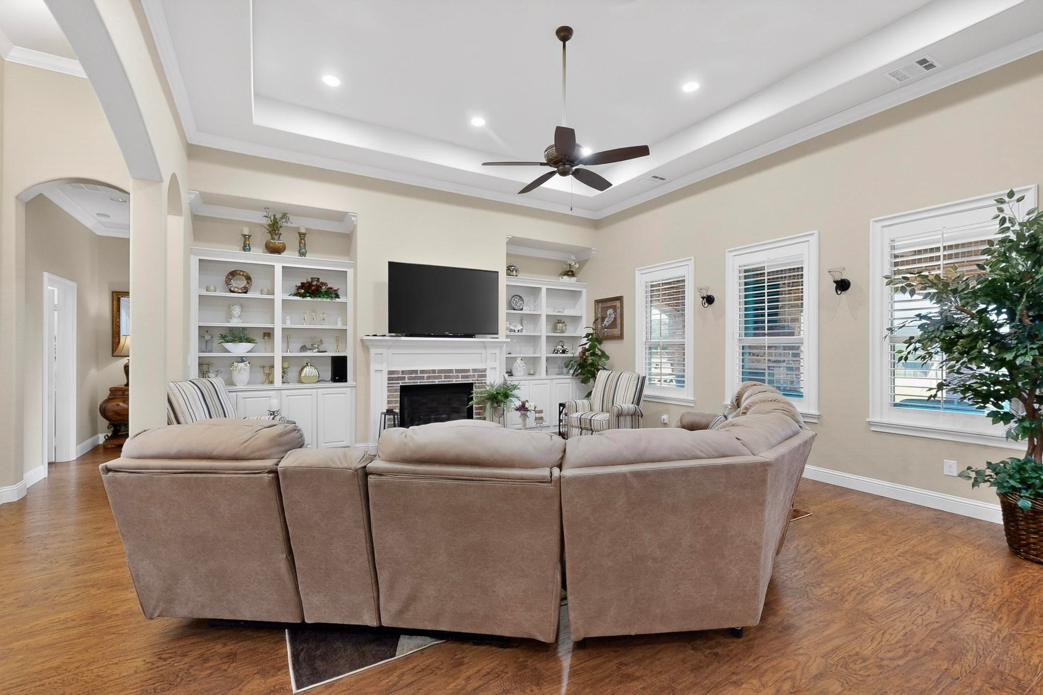 Cedar Hill, Texas, 75104, United States, 3 Bedrooms Bedrooms, ,4 BathroomsBathrooms,Residential,For Sale,1999299