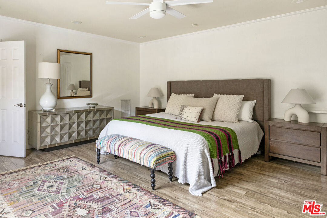 Los Angeles, California, 90039, United States, 3 Bedrooms Bedrooms, ,4 BathroomsBathrooms,Residential,For Sale,1924796
