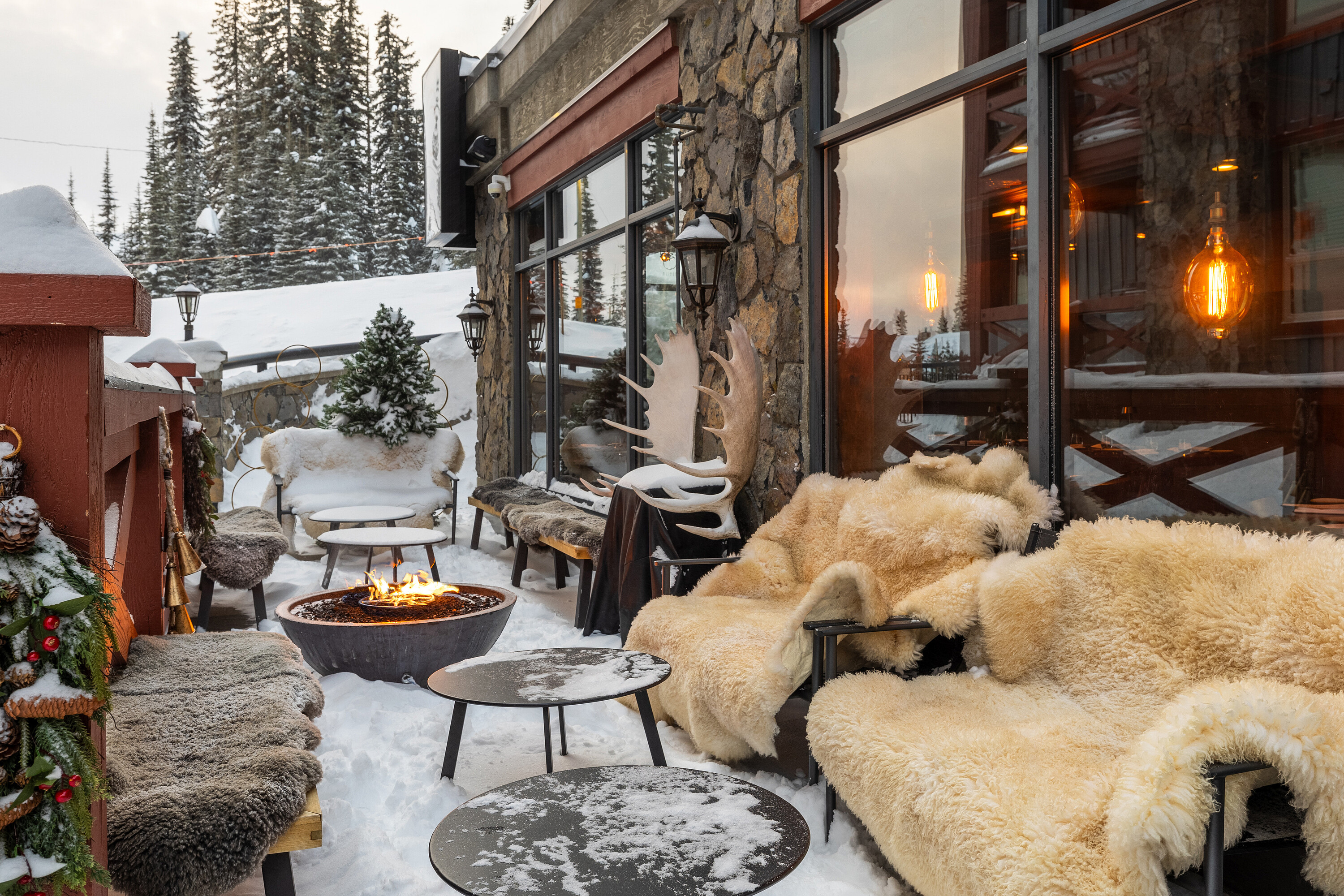  Ski In, Ski Out at Stonebridge - 物件實景