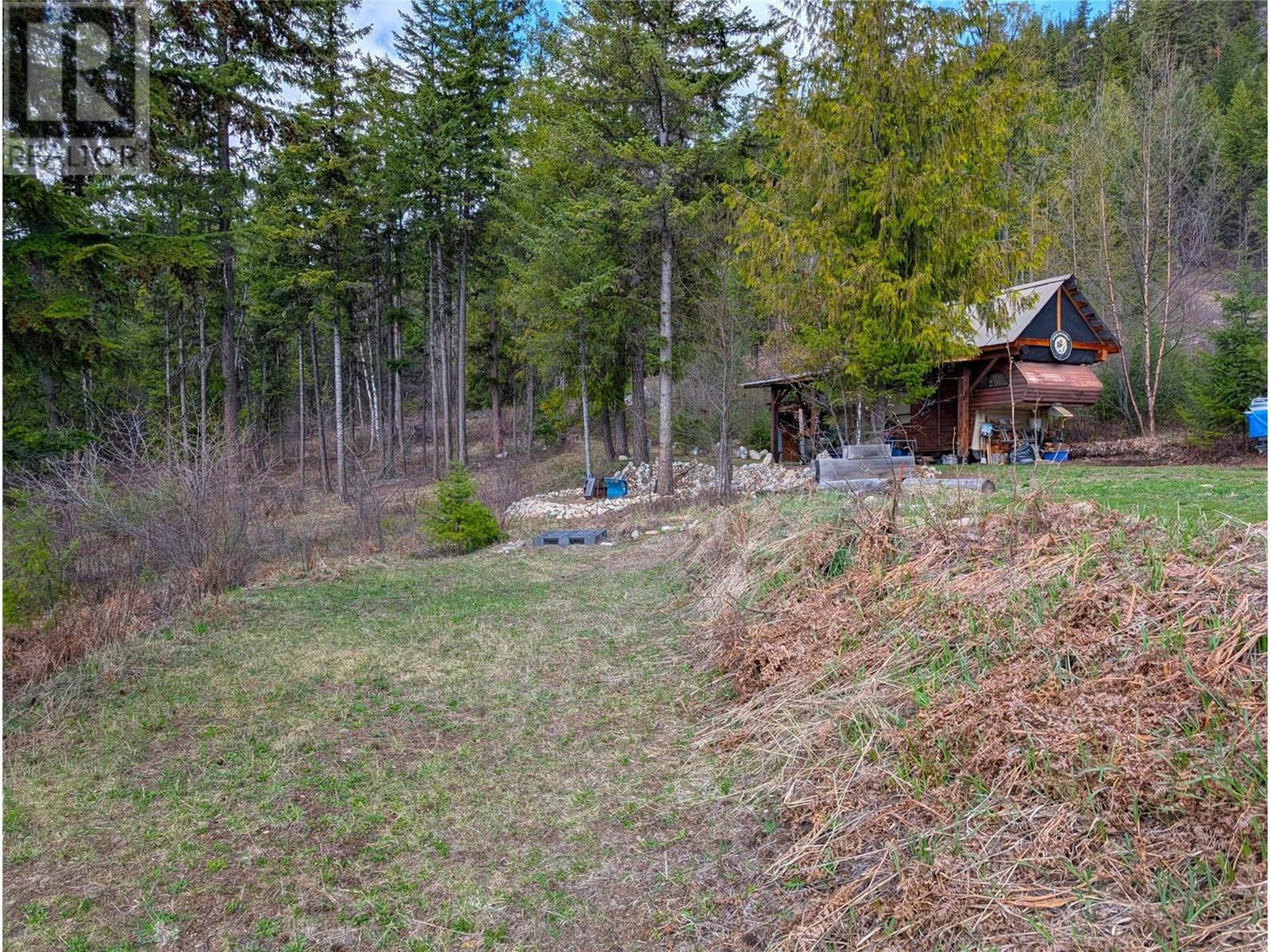 EDGEWOOD, British Columbia, V0G 1J0, CA, ,Residential,For Sale,1837300