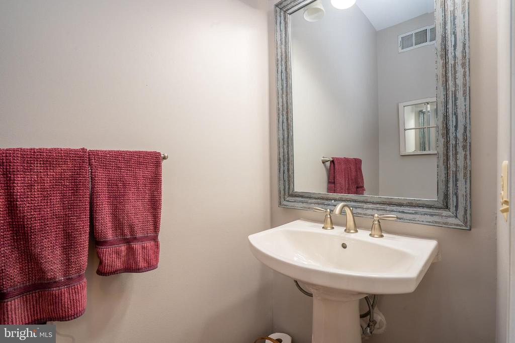 Princeton, New Jersey, 08540, United States, 4 Bedrooms Bedrooms, ,3 BathroomsBathrooms,Residential,For Sale,1943600