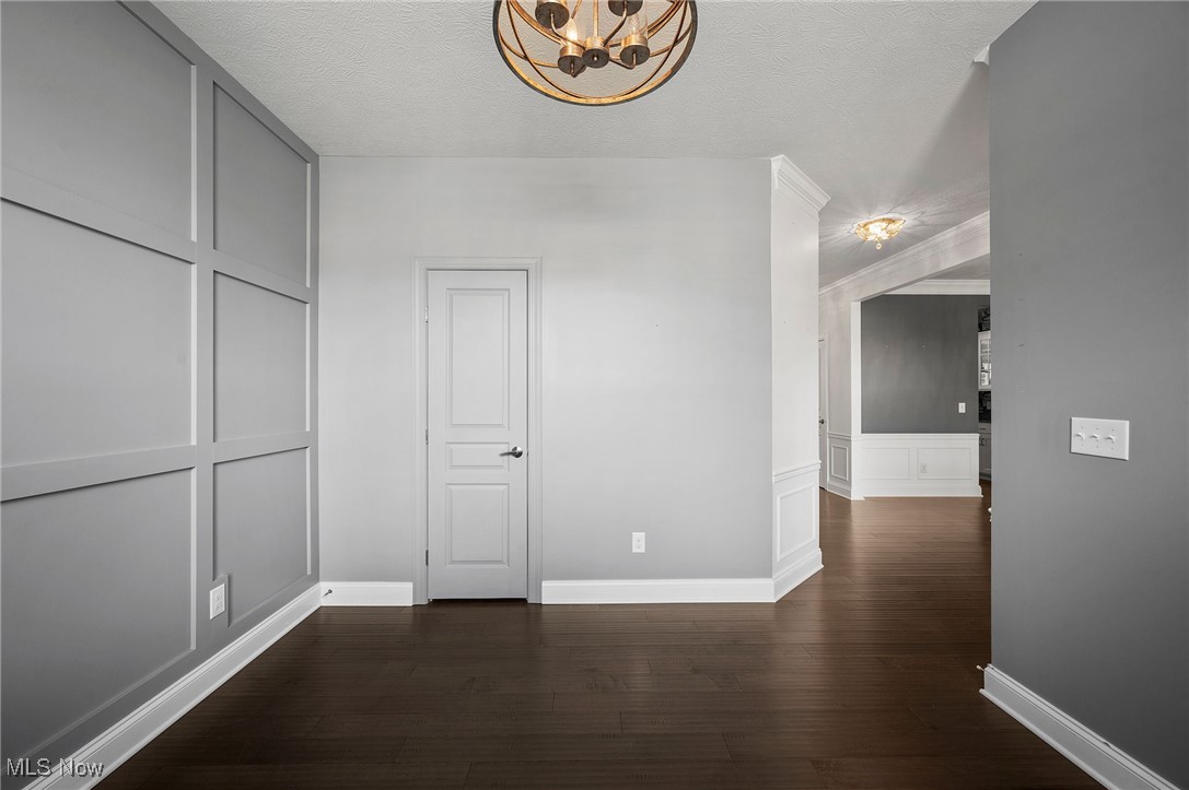 Aurora, Ohio, 44202, United States, 6 Bedrooms Bedrooms, ,5 BathroomsBathrooms,Residential,For Sale,1974965