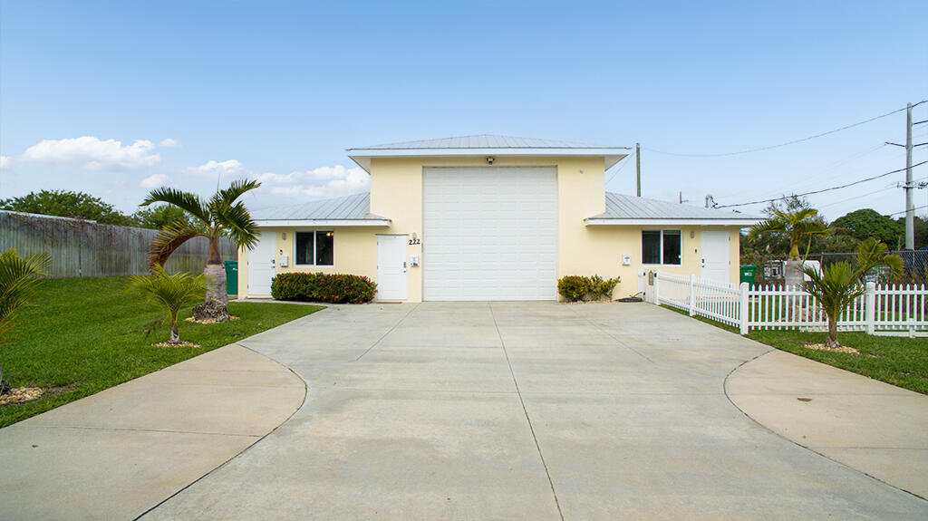 222 Rosa L. Jones, Cocoa, Florida, 32922, United States, 3 Bedrooms Bedrooms, ,4 BathroomsBathrooms,Residential,For Sale,222 Rosa L. Jones,1619279