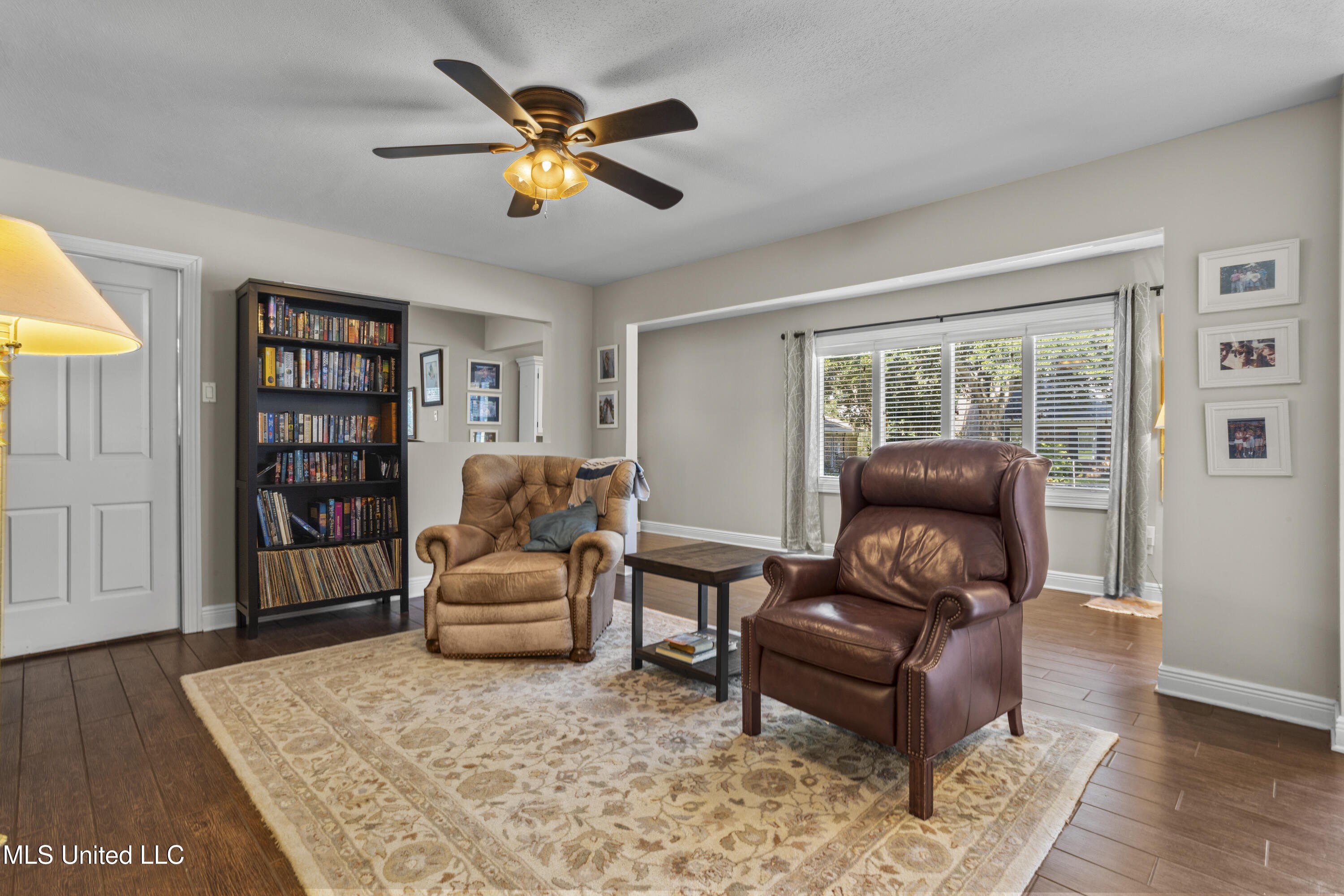 Gulfport, Mississippi, 39507, United States, 4 Bedrooms Bedrooms, ,4 BathroomsBathrooms,Residential,For Sale,1974539