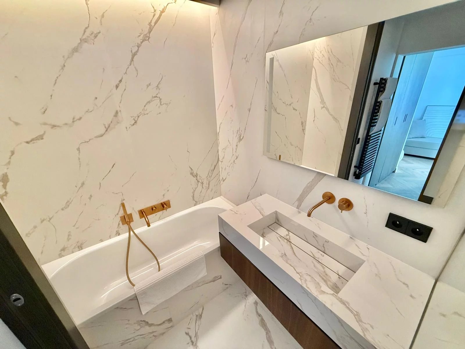 Monaco, 98000, MC, 2 Bedrooms Bedrooms, ,Residential,For Sale,1865683