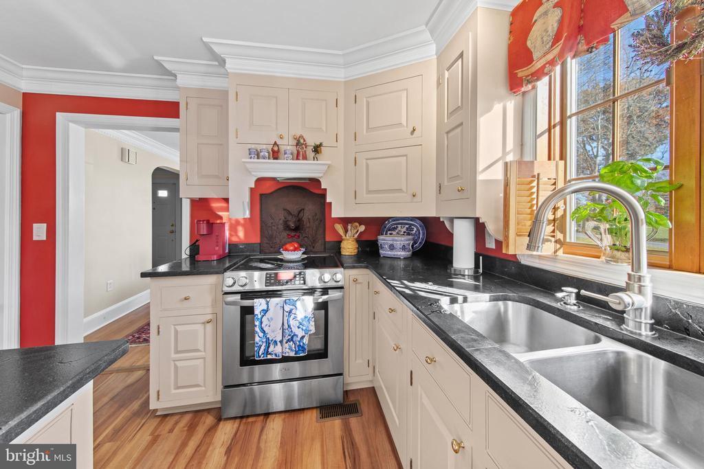 Milford, Delaware, 19963, United States, 3 Bedrooms Bedrooms, ,4 BathroomsBathrooms,Residential,For Sale,1994846