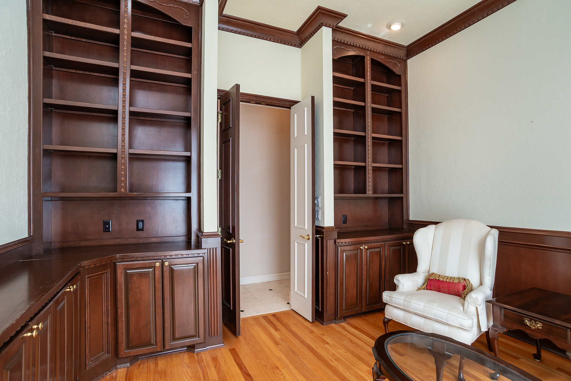 Stillwater, Oklahoma, 74074, United States, 5 Bedrooms Bedrooms, ,4 BathroomsBathrooms,Residential,For Sale,1981568