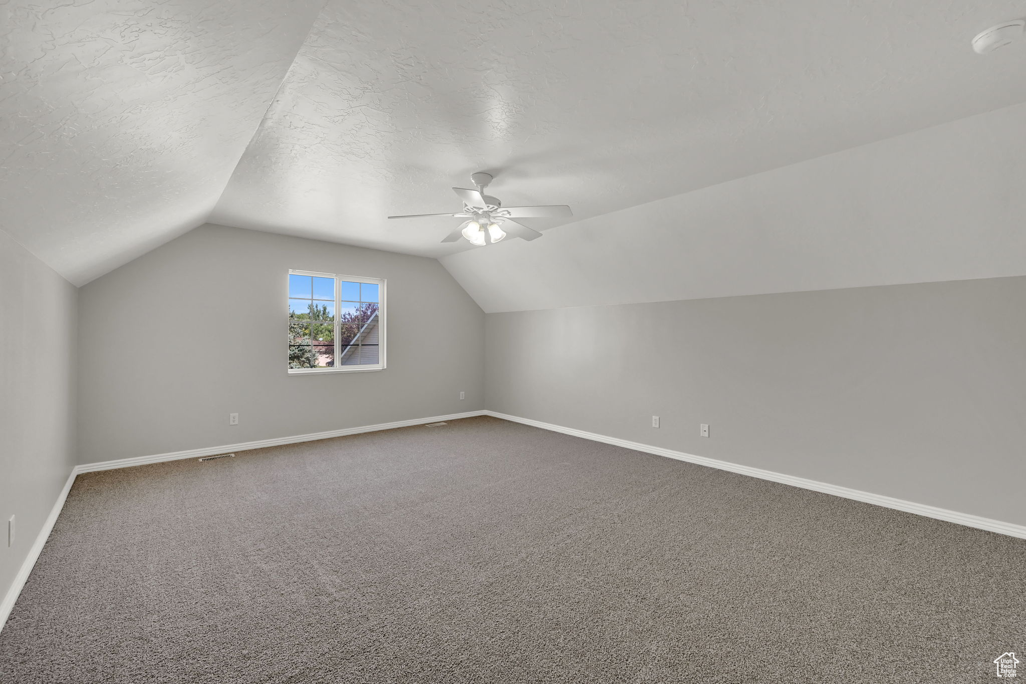 Farr West, Utah, 84404, United States, 4 Bedrooms Bedrooms, ,3 BathroomsBathrooms,Residential,For Sale,1891966
