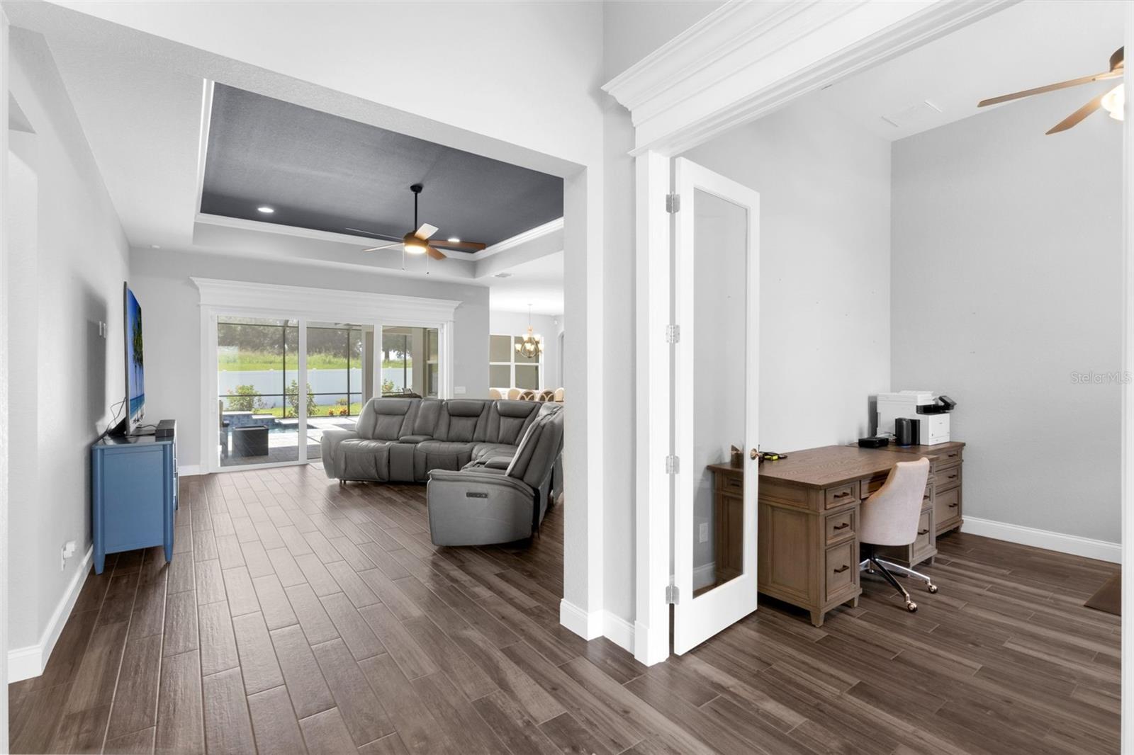 LAKELAND, Florida, 33813, United States, 5 Bedrooms Bedrooms, ,3 BathroomsBathrooms,Residential,For Sale,1937728
