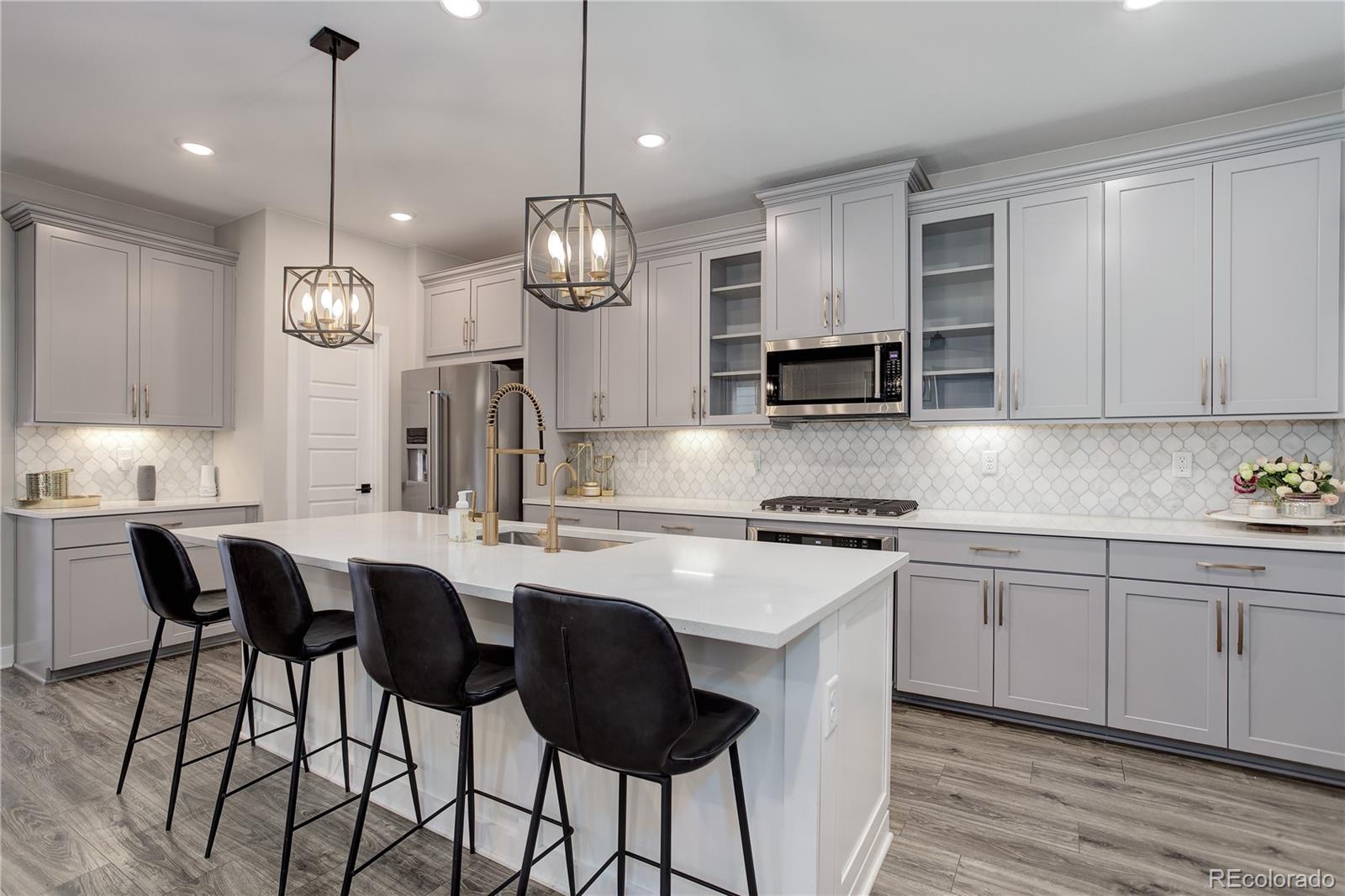 Castle Pines, Colorado, 80108, United States, 3 Bedrooms Bedrooms, ,2 BathroomsBathrooms,Residential,For Sale,1865426