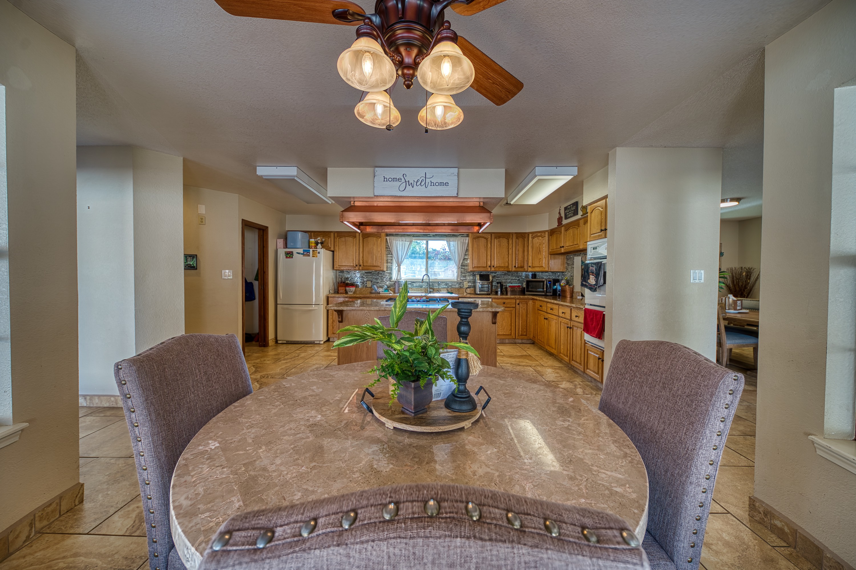 Carlsbad, New Mexico, 88220, United States, 4 Bedrooms Bedrooms, ,3 BathroomsBathrooms,Residential,For Sale,1974897