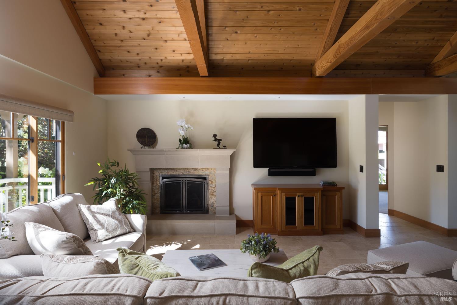 Santa Rosa, California, 95401, United States, 4 Bedrooms Bedrooms, ,4 BathroomsBathrooms,Residential,For Sale,1993093