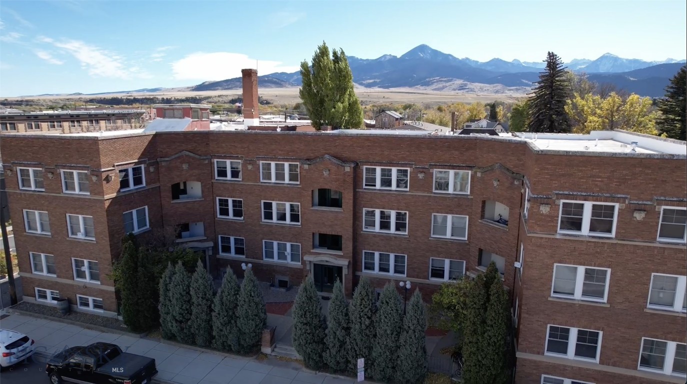 Livingston, Montana, 59047, United States, ,Residential,For Sale,1989118