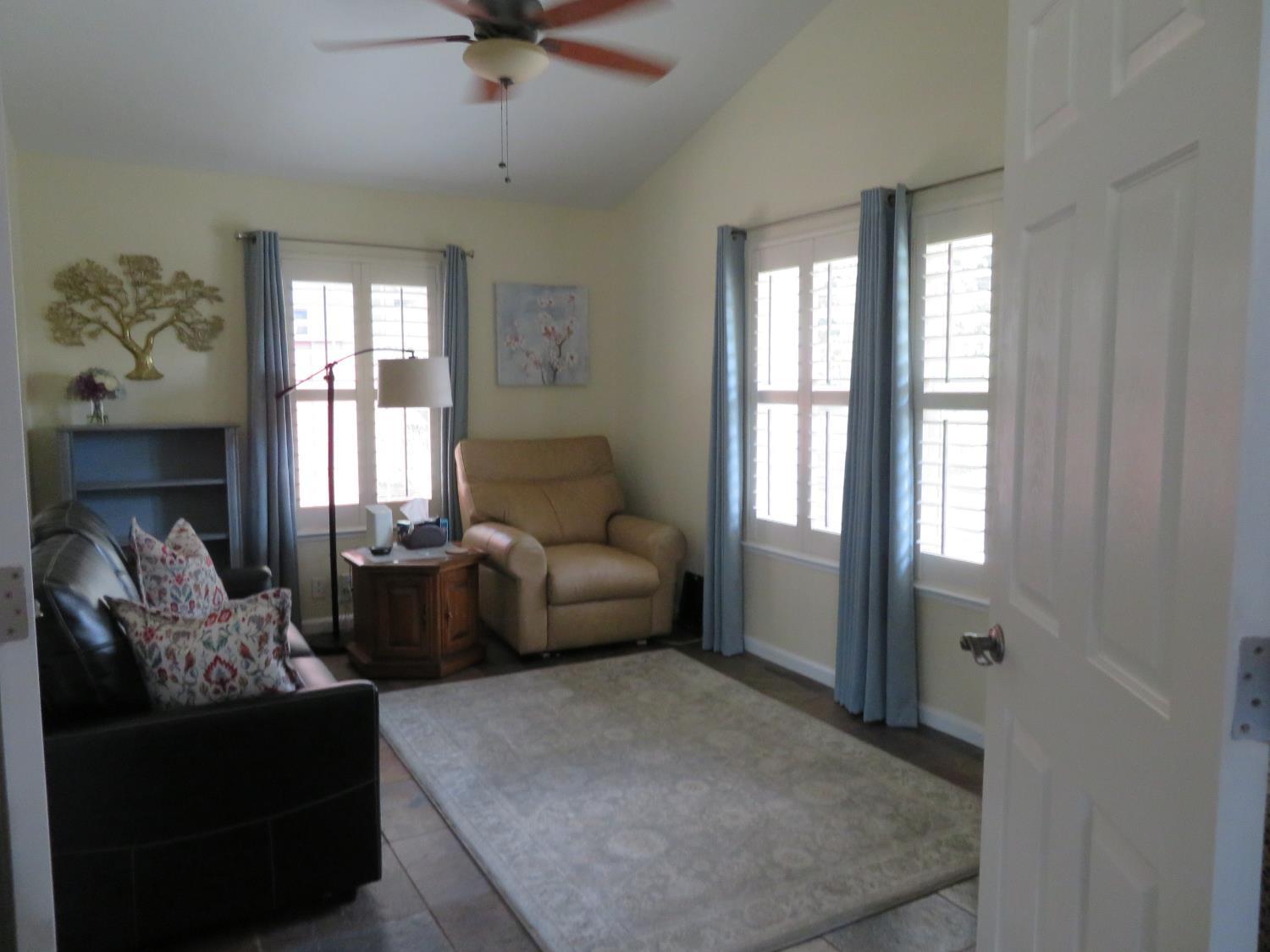 Oakdale, California, 95361, United States, 3 Bedrooms Bedrooms, ,2 BathroomsBathrooms,Residential,For Sale,1942703