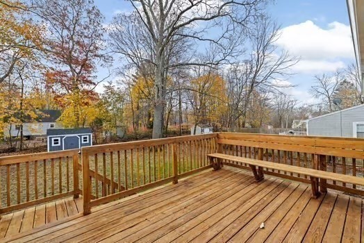 Whitman, Massachusetts, 02382, United States, 2 Bedrooms Bedrooms, ,1 BathroomBathrooms,Residential,For Sale,1992846