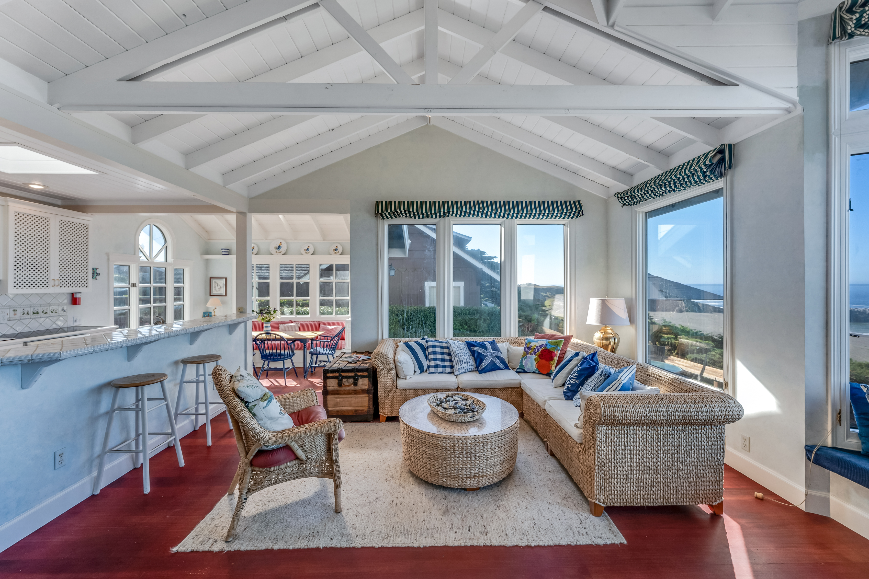  7141 Cliff Avenue, Bodega Bay, CA 94923 - 物件實景