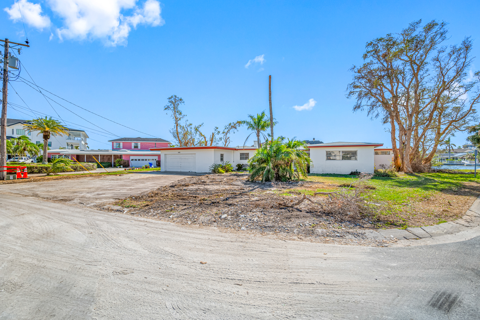 St Pete Beach, Florida, 33706, United States, 3 Bedrooms Bedrooms, ,2 BathroomsBathrooms,Residential,For Sale,1979000