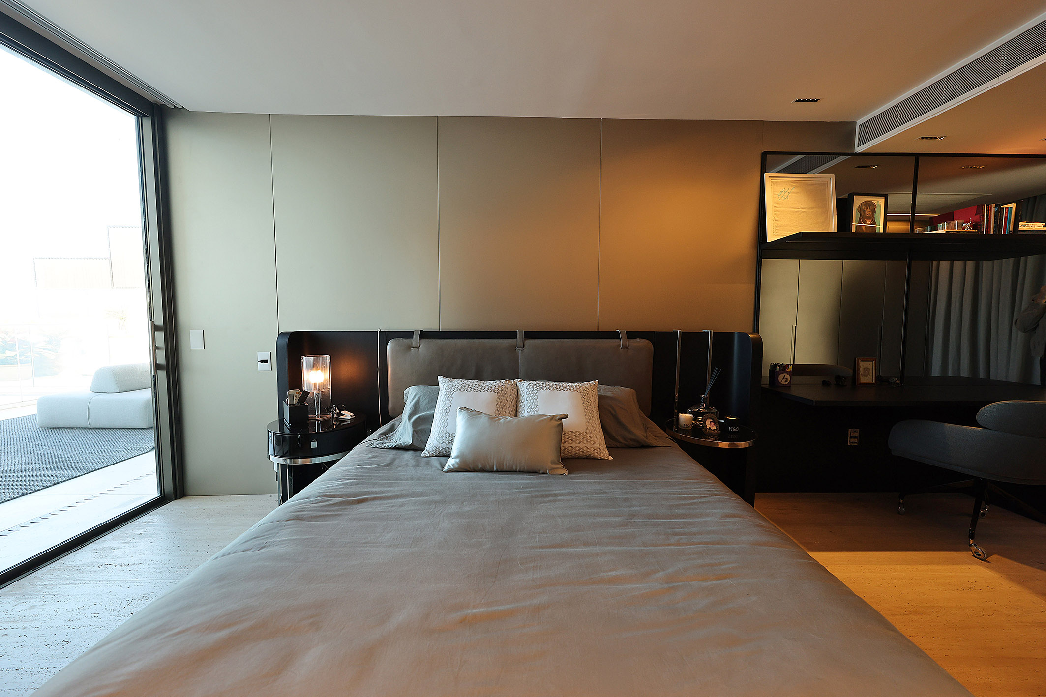  Uninterrupted Ocean Views in a One-of-a-Kind Penthouse in Leblon - 物件實景