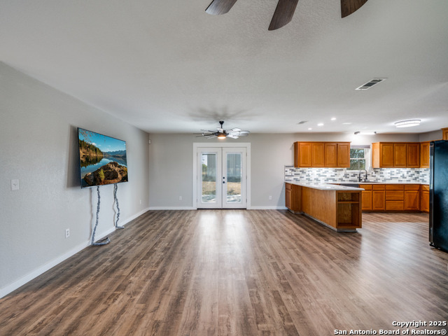 New Braunfels, Texas, 78130, United States, 2 Bedrooms Bedrooms, ,2 BathroomsBathrooms,Residential,For Sale,1989490