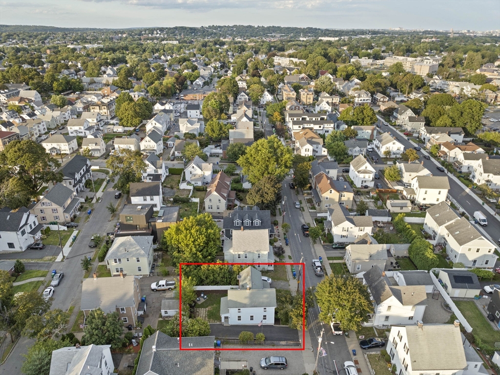 Newton, Massachusetts, 02458, United States, 3 Bedrooms Bedrooms, ,2 BathroomsBathrooms,Residential,For Sale,1939468