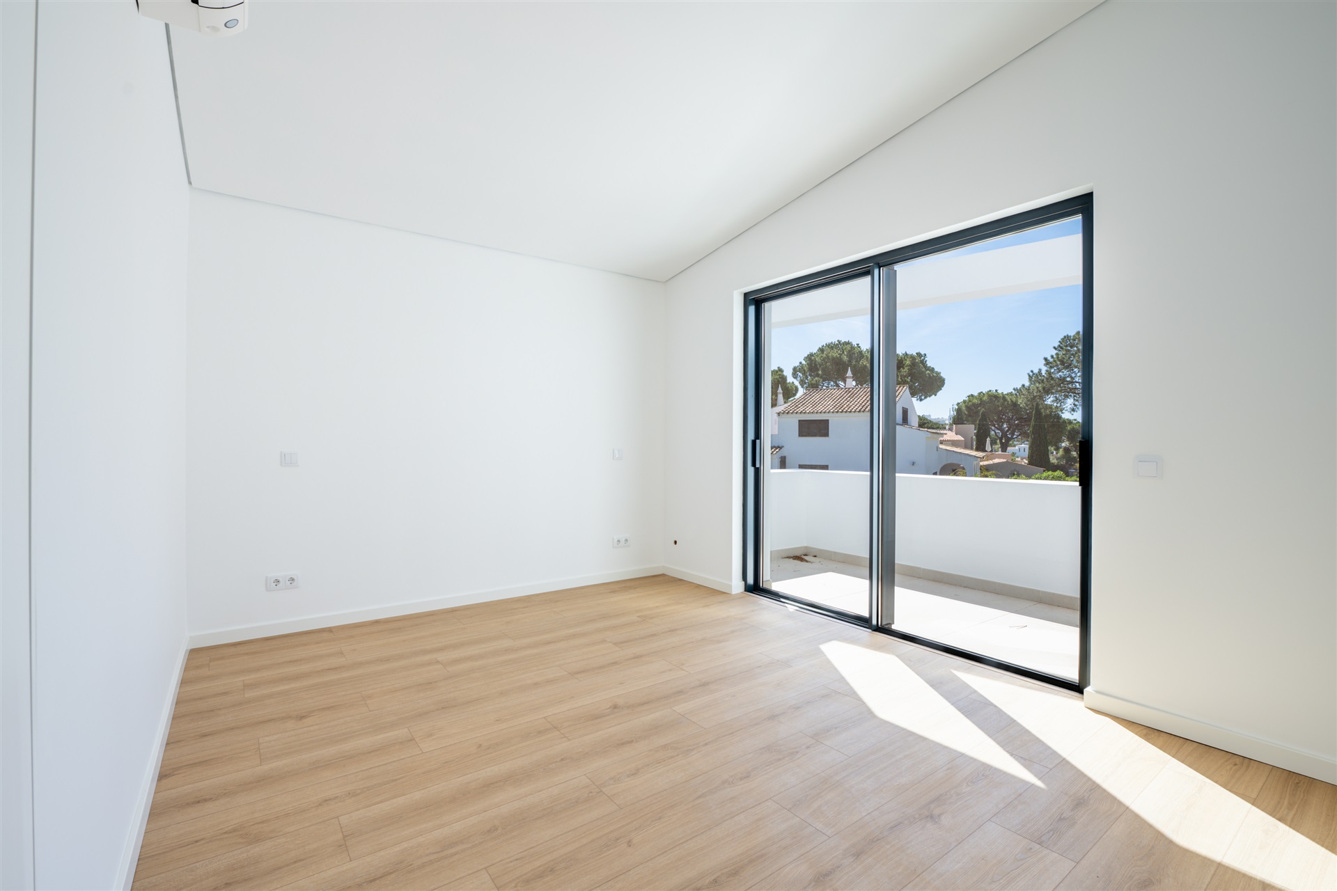  Detached house, 5 bedrooms, for Sale - 物件實景