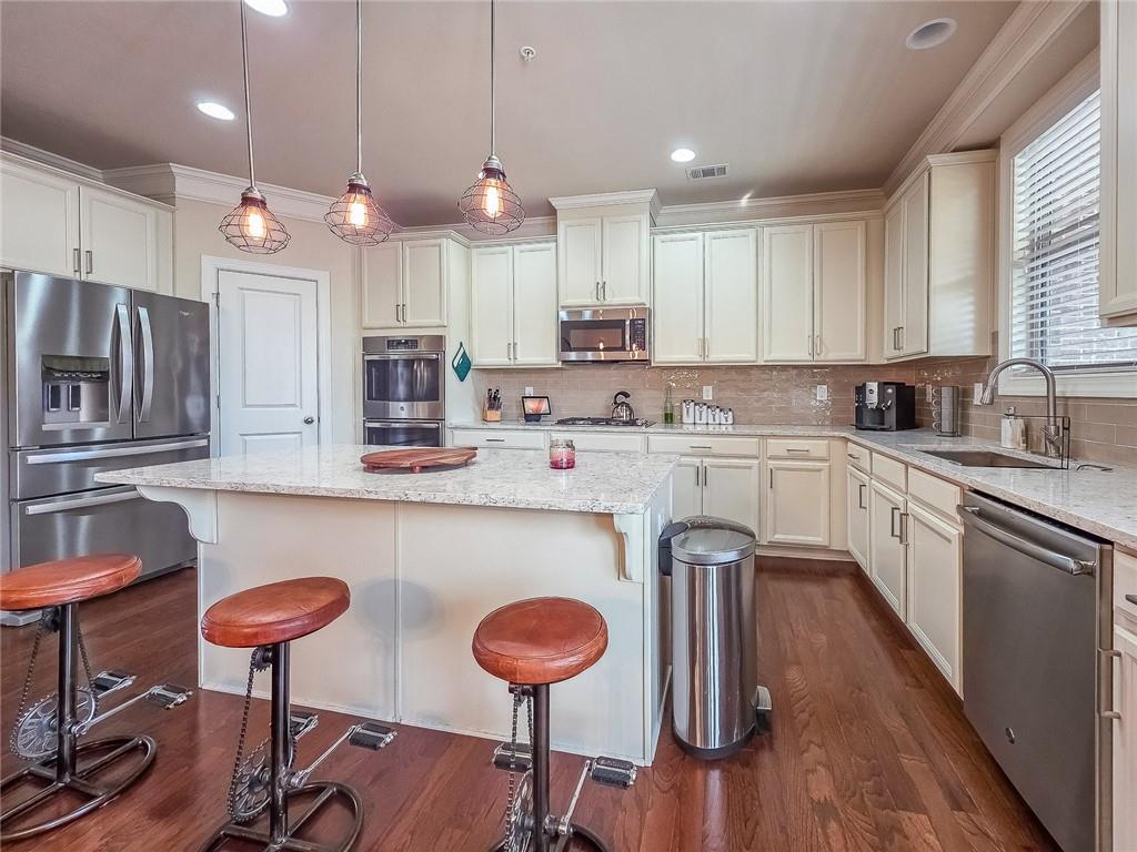 Alpharetta, Georgia, 30009, United States, 3 Bedrooms Bedrooms, ,4 BathroomsBathrooms,Residential,For Sale,2006283