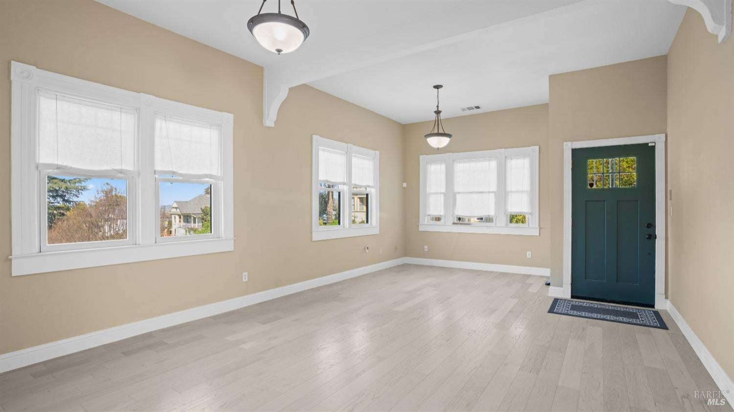 Vallejo, California, 94590, United States, 3 Bedrooms Bedrooms, ,3 BathroomsBathrooms,Residential,For Sale,1752987