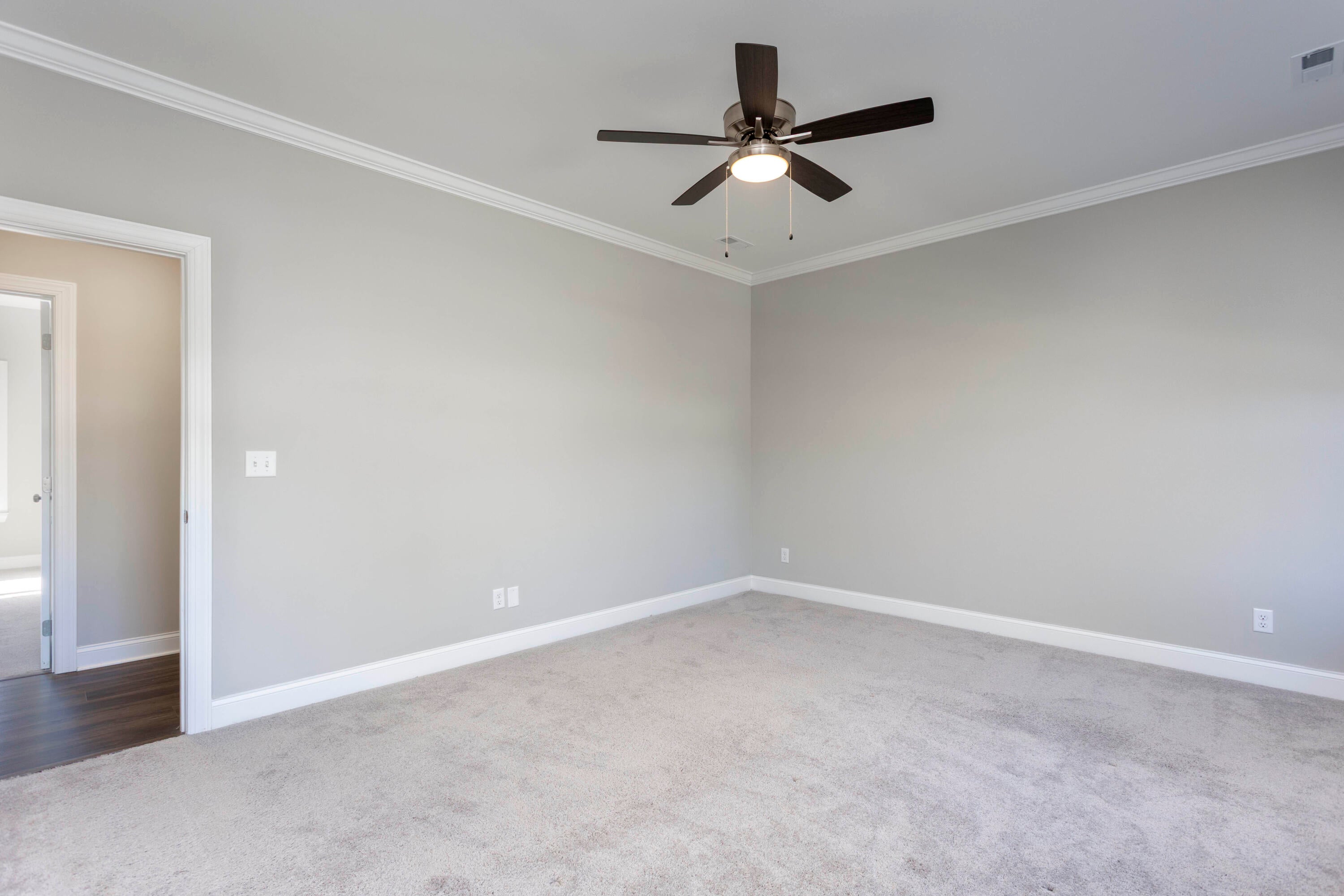 Chattanooga, Tennessee, 37421, United States, 4 Bedrooms Bedrooms, ,3 BathroomsBathrooms,Residential,For Sale,2000498