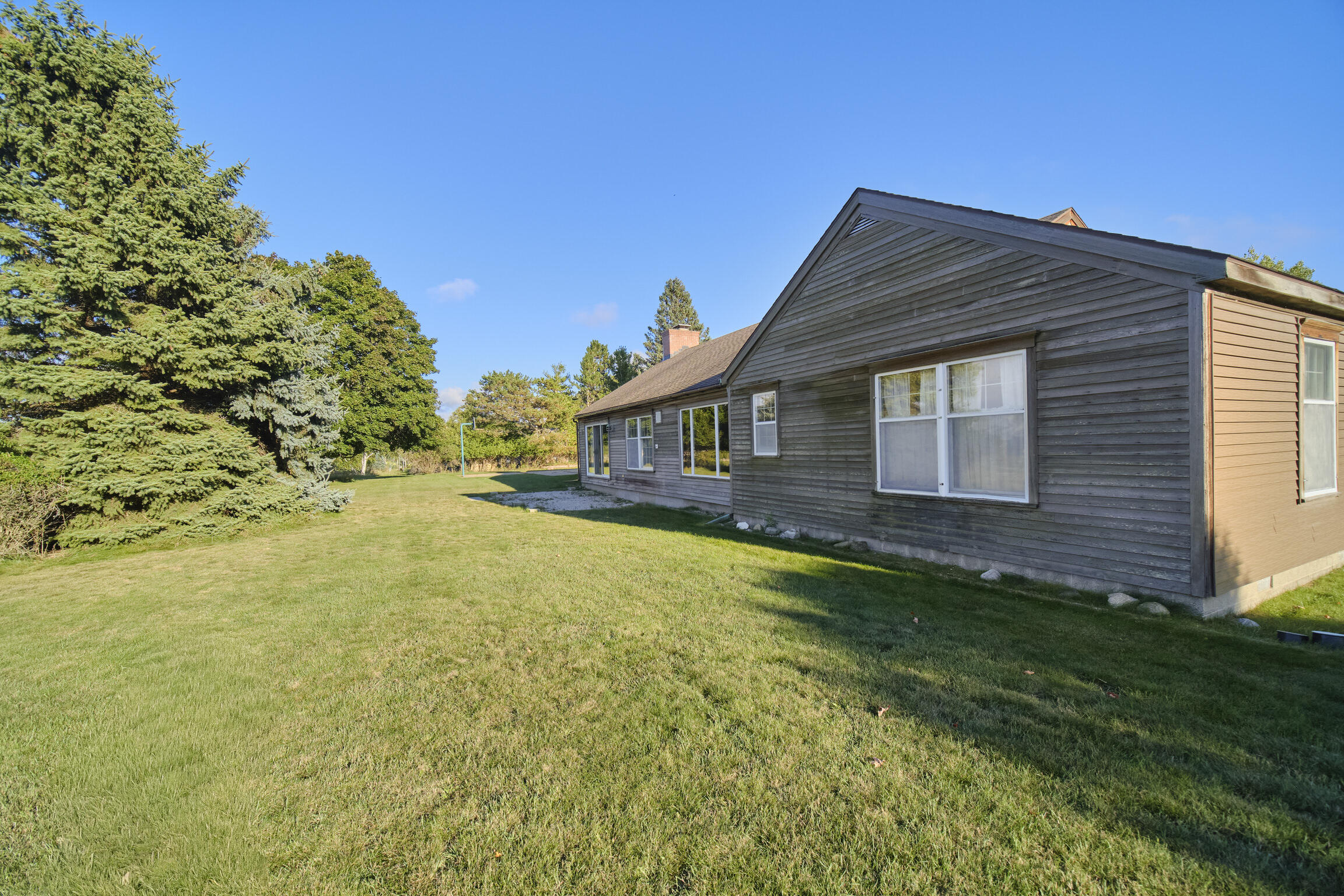 Manistee, Michigan, 49660, United States, 4 Bedrooms Bedrooms, ,3 BathroomsBathrooms,Residential,For Sale,1975705