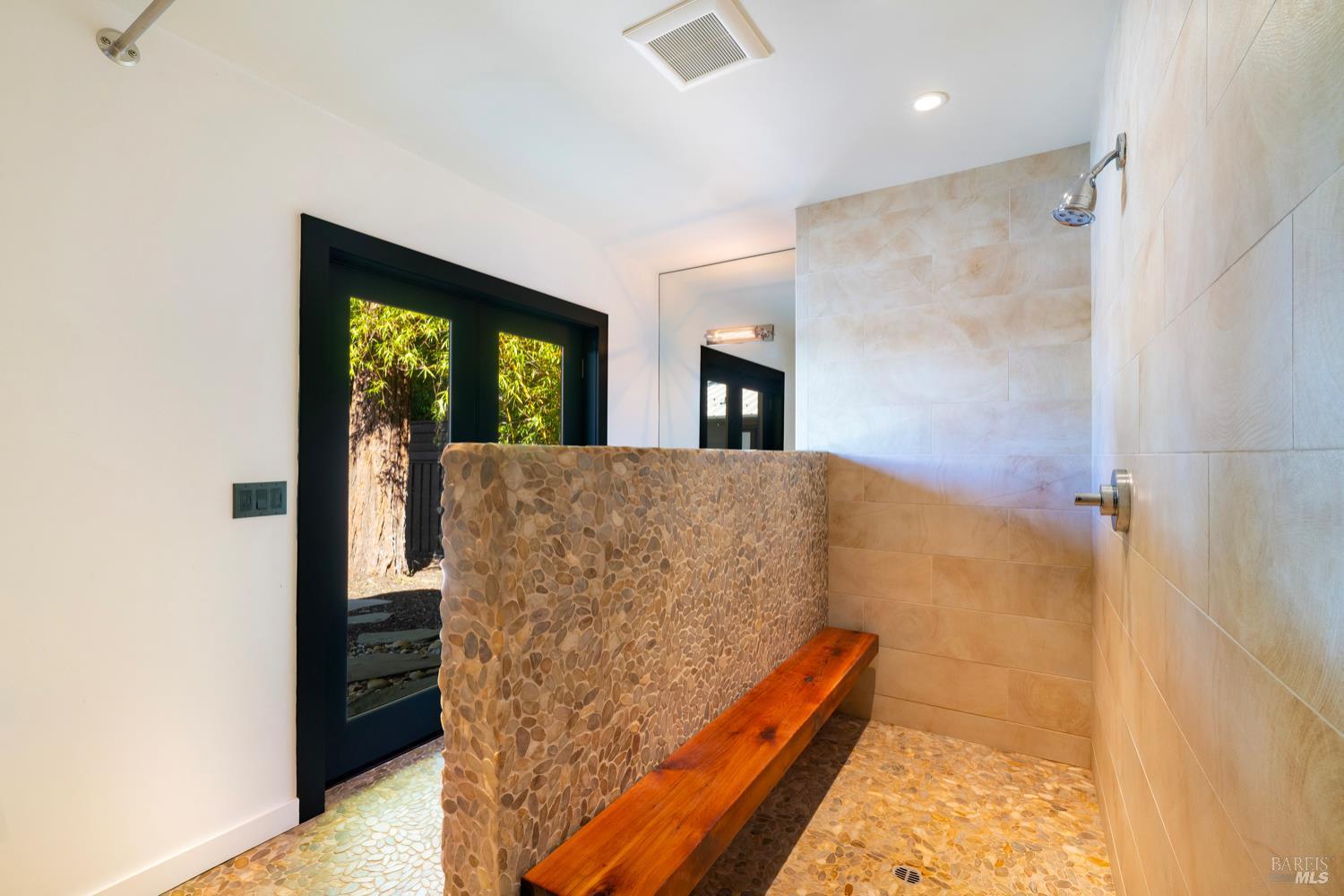 St. Helena, California, 94574, United States, 3 Bedrooms Bedrooms, ,3 BathroomsBathrooms,Residential,For Sale,1941008