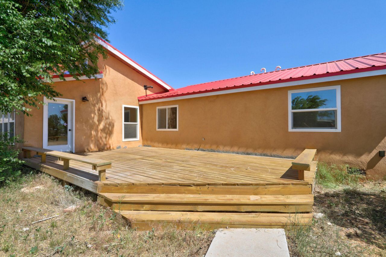 Edgewood, New Mexico, 87015, United States, 4 Bedrooms Bedrooms, ,2 BathroomsBathrooms,Residential,For Sale,1868878