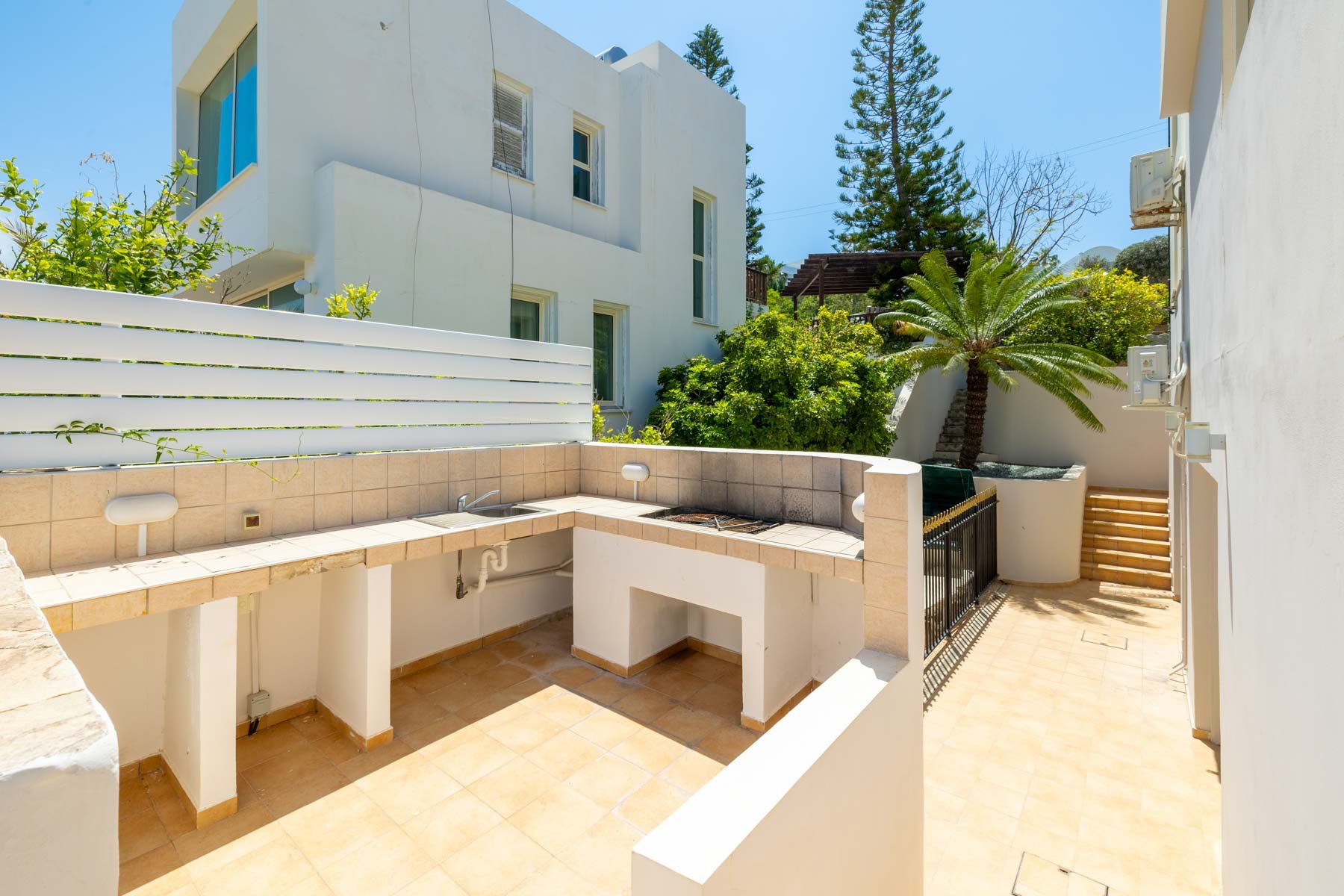  Five Bedroom Villa with Private Pool in Kissonerga, Pafos - 物件實景