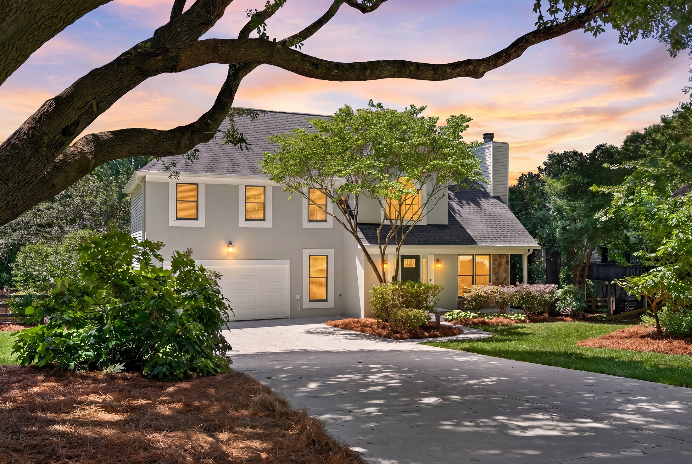  Exceptional Value in Mannings Ridge with Major Updates Throughout - 物件實景