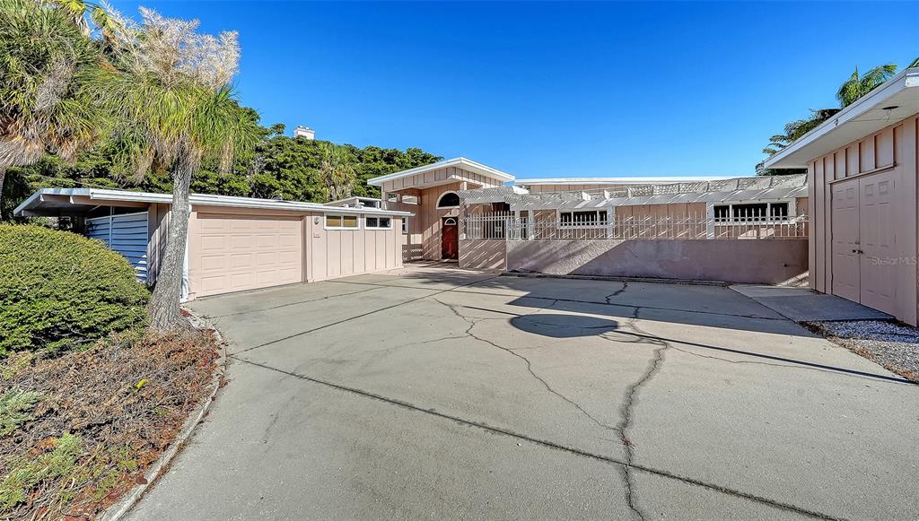 Sarasota, Florida, 34234, United States, 3 Bedrooms Bedrooms, ,3 BathroomsBathrooms,Residential,For Sale,1994786