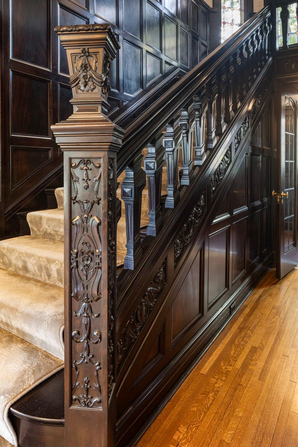Minneapolis, Minnesota, 55416, United States, 5 Bedrooms Bedrooms, ,4 BathroomsBathrooms,Residential,For Sale,1907666
