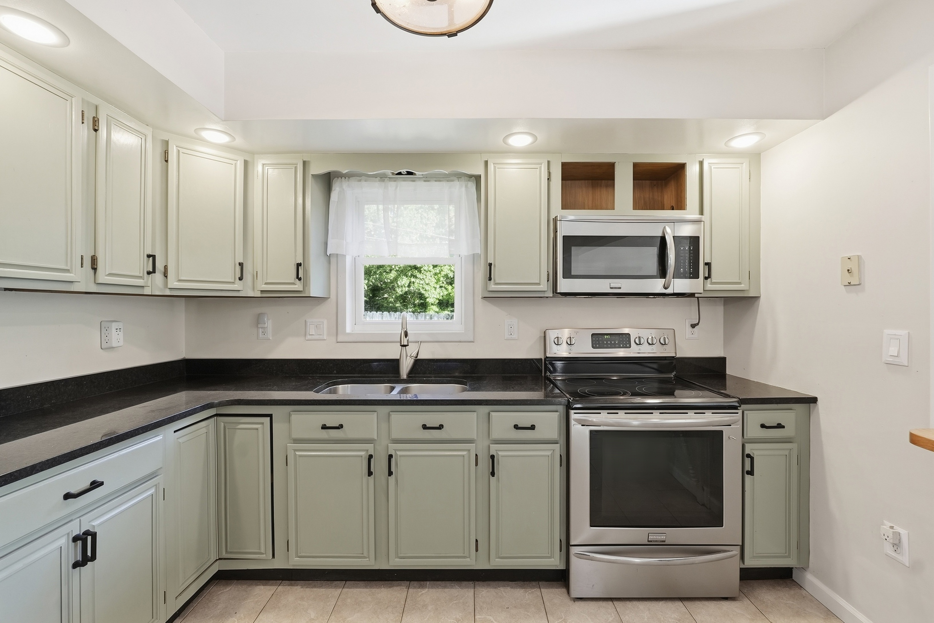  200 Wilbraham Road, Monson, MA 01057 - 物件實景