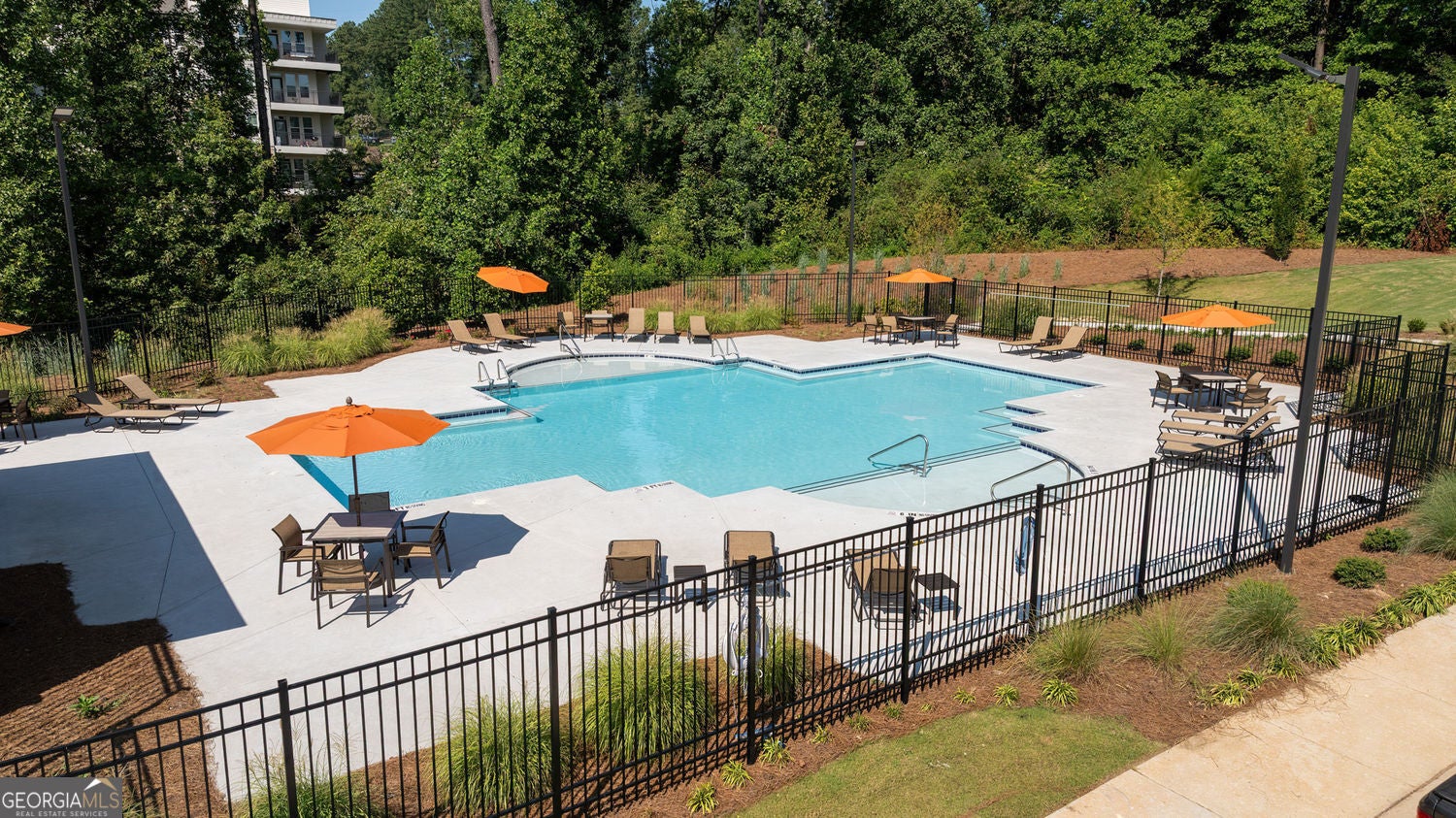 Smyrna, Georgia, 30126, United States, 4 Bedrooms Bedrooms, ,4 BathroomsBathrooms,Residential,For Sale,1959897