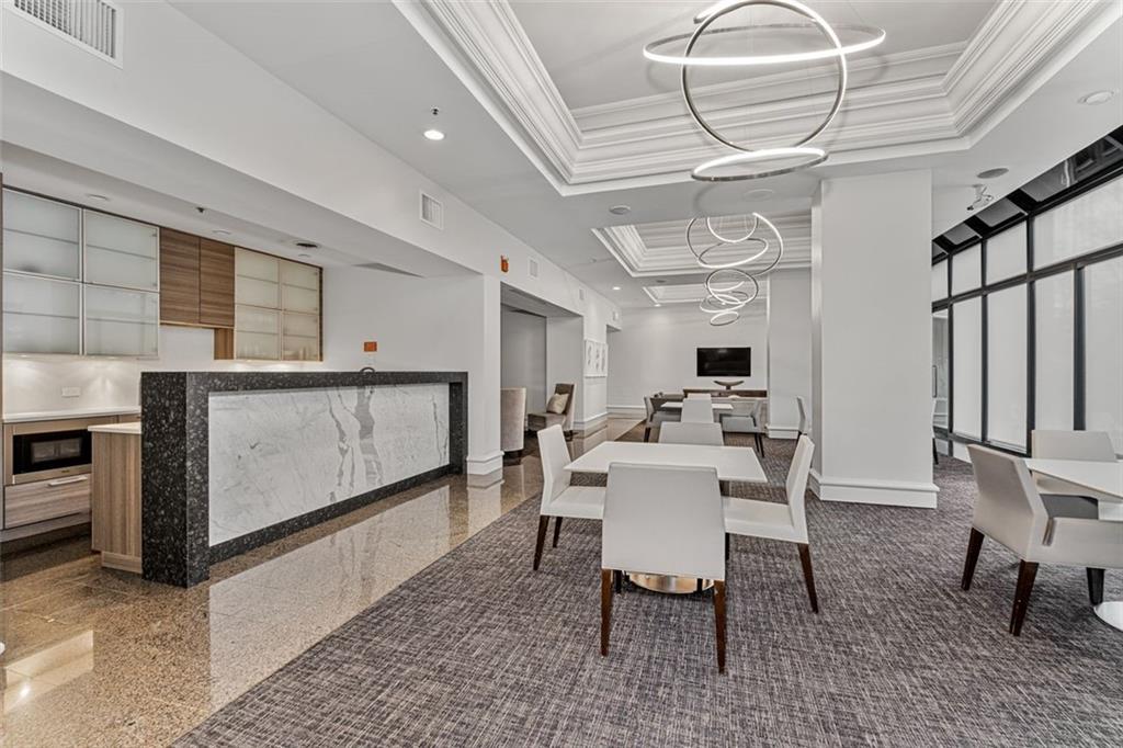 Atlanta, Georgia, 30305, United States, 2 Bedrooms Bedrooms, ,2 BathroomsBathrooms,Residential,For Sale,2002175