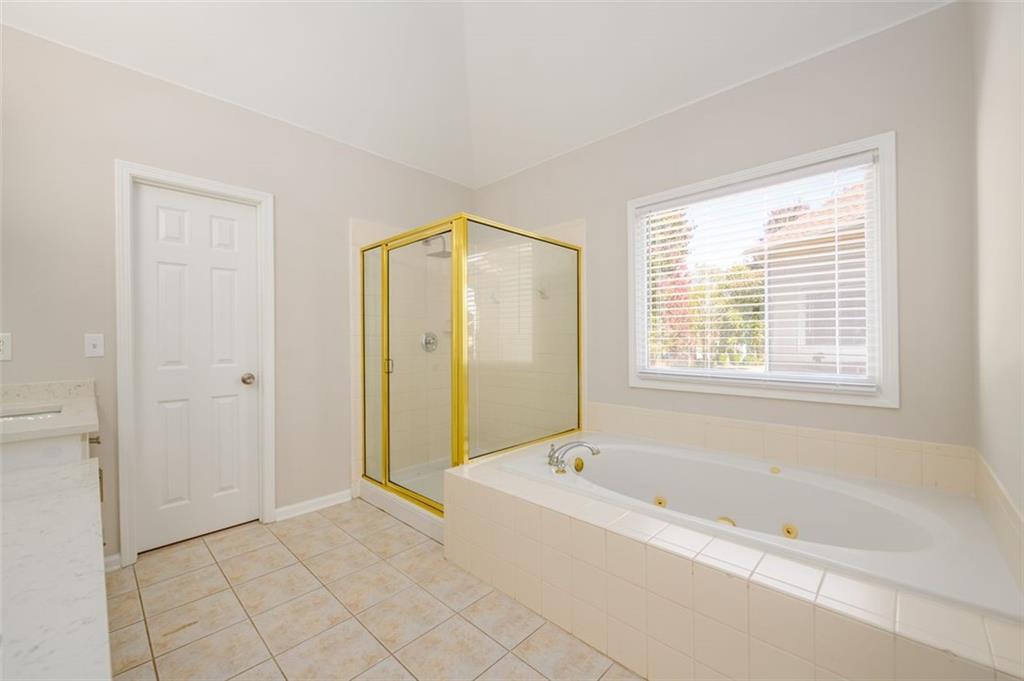 Lawrenceville, Georgia, 30043, United States, 6 Bedrooms Bedrooms, ,5 BathroomsBathrooms,Residential,For Sale,1988331