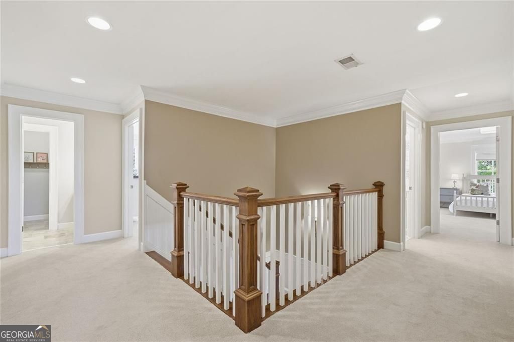 Kennesaw, Georgia, 30152, United States, 5 Bedrooms Bedrooms, ,3 BathroomsBathrooms,Residential,For Sale,1988783