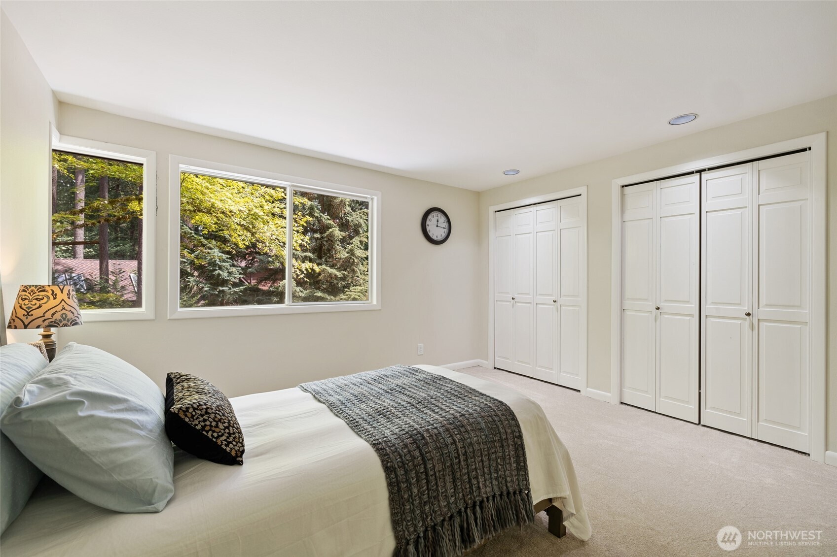 Bellevue, Washington, 98005, United States, 4 Bedrooms Bedrooms, ,4 BathroomsBathrooms,Residential,For Sale,1898840