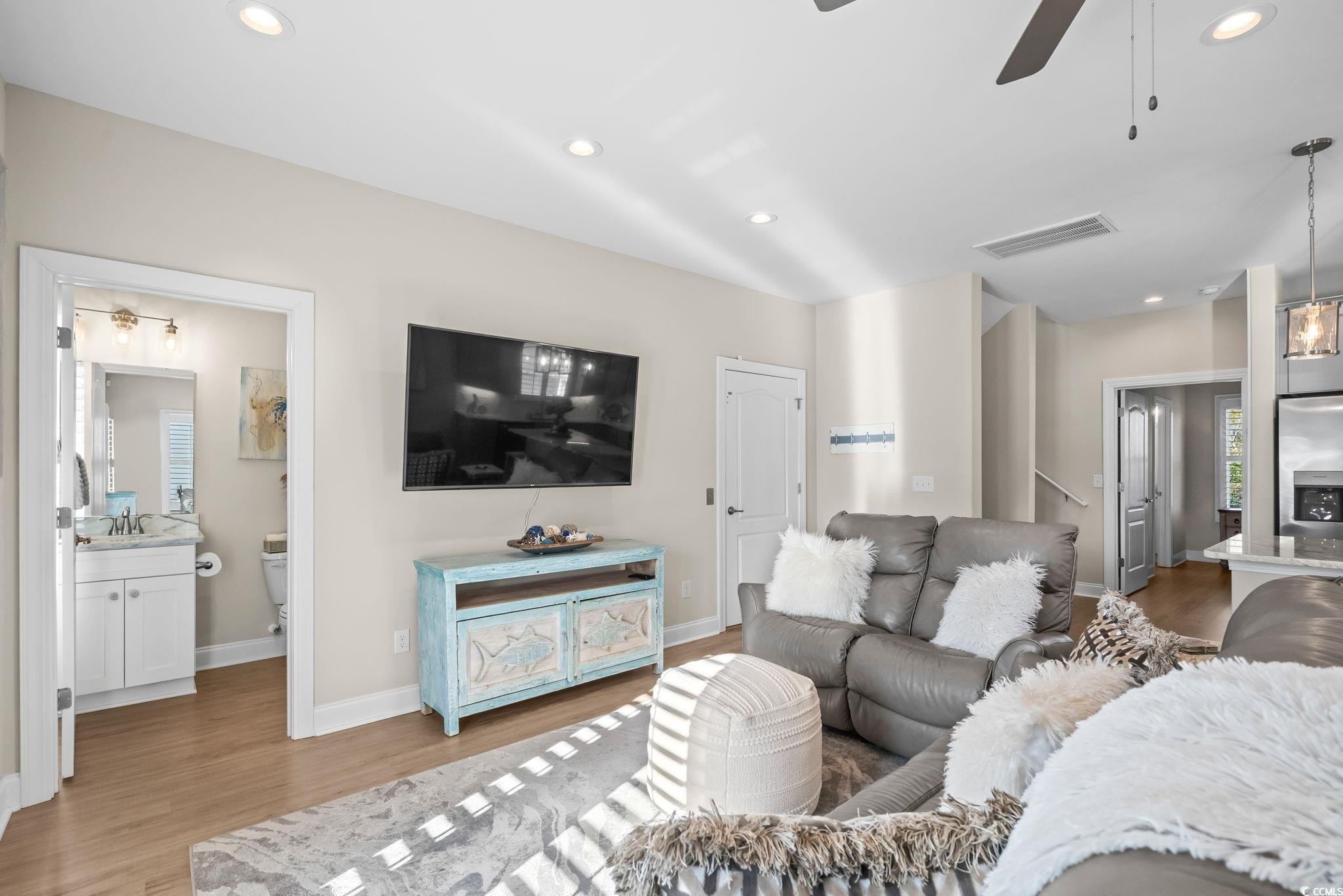 Little River, South Carolina, 29566, United States, 3 Bedrooms Bedrooms, ,3 BathroomsBathrooms,Residential,For Sale,2008853