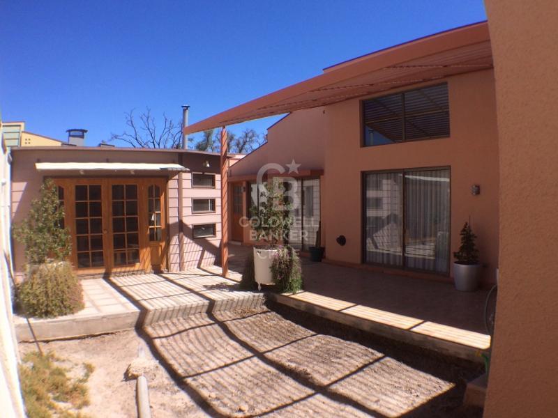 Calama, Chile, 5 Bedrooms Bedrooms, ,5 BathroomsBathrooms,Residential,For Sale,1895966