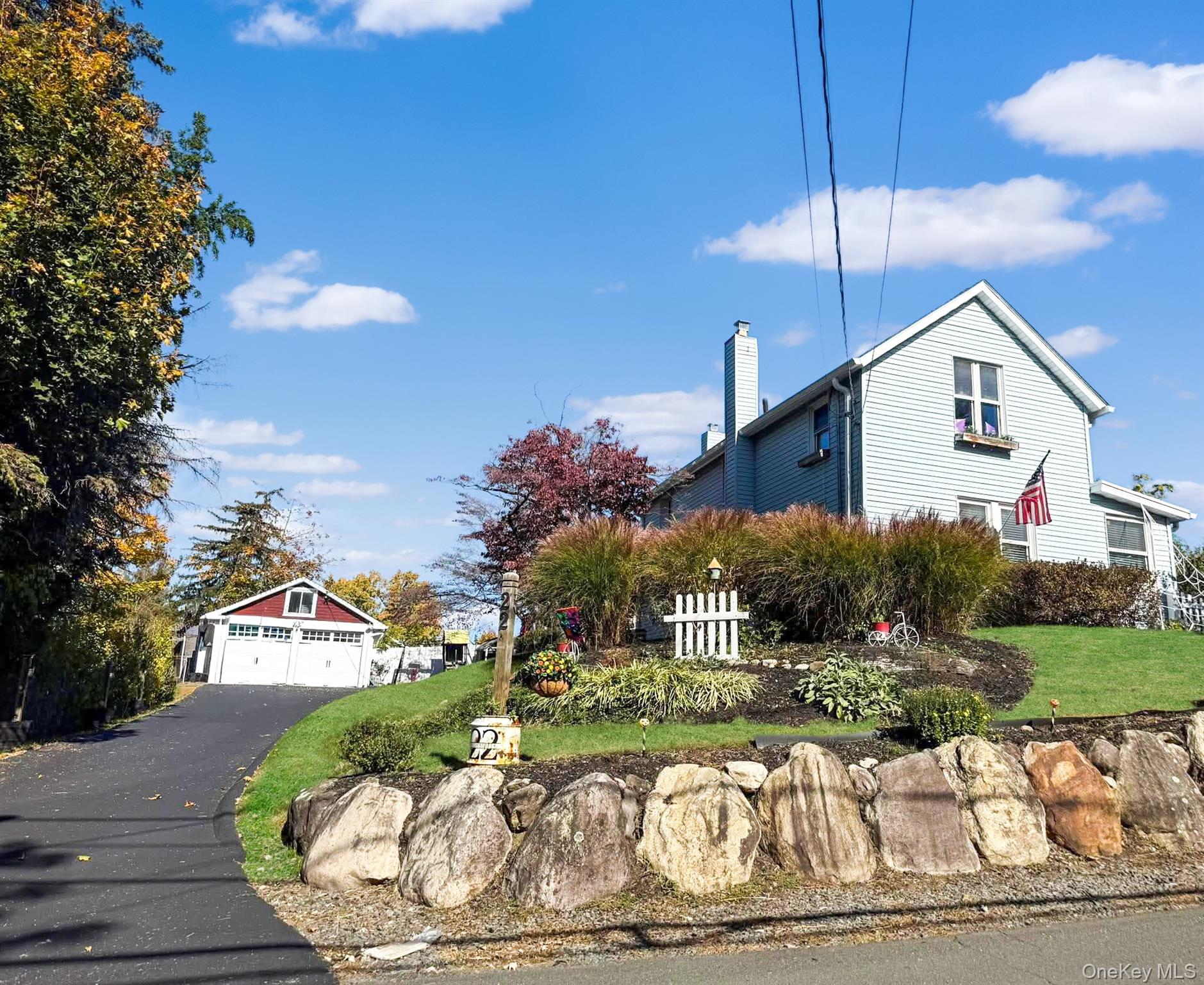 Garnerville, New York, 10923, United States, 3 Bedrooms Bedrooms, ,2 BathroomsBathrooms,Residential,For Sale,1974386