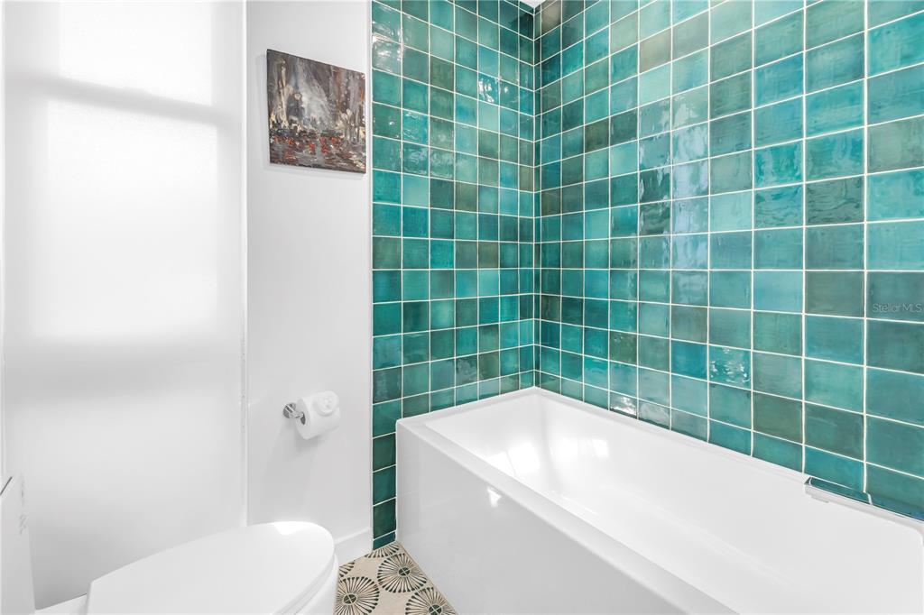 St Petersburg, Florida, 33704, United States, 4 Bedrooms Bedrooms, ,4 BathroomsBathrooms,Residential,For Sale,1991901