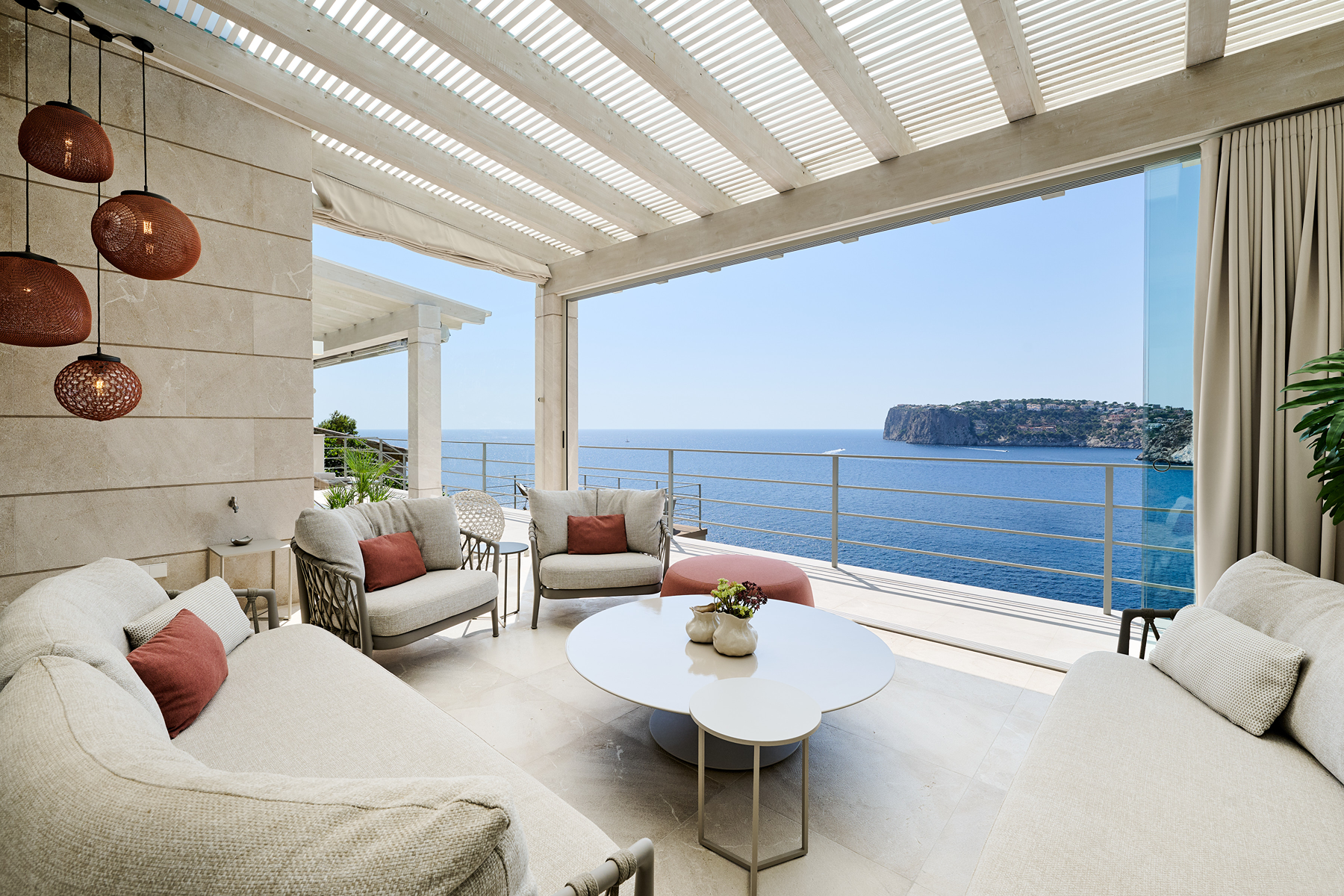  Villa on the first sea line with panoramic views in Andratx - 物件實景