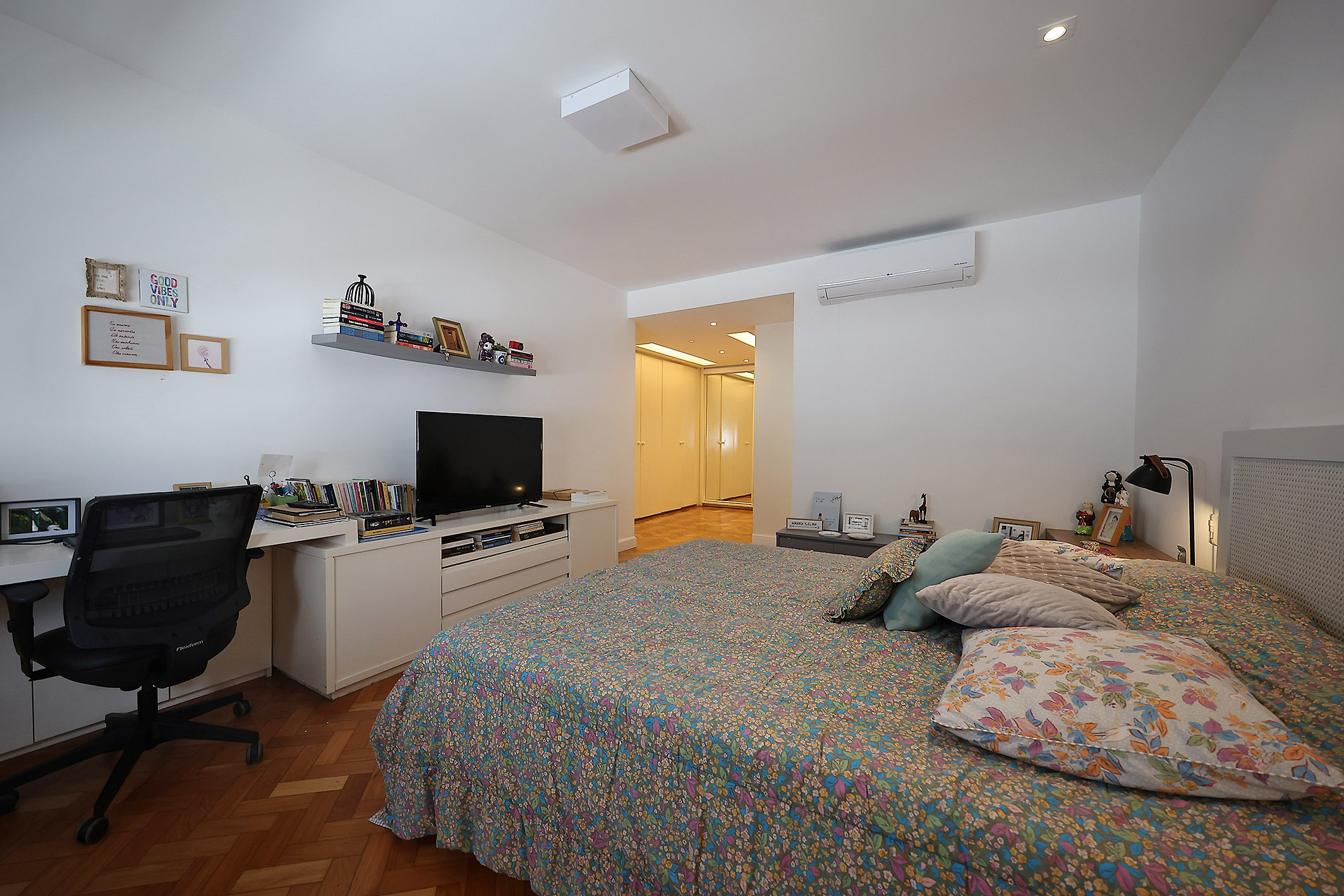  Classic four-bedroom apartment steps from Arpoador - 物件實景