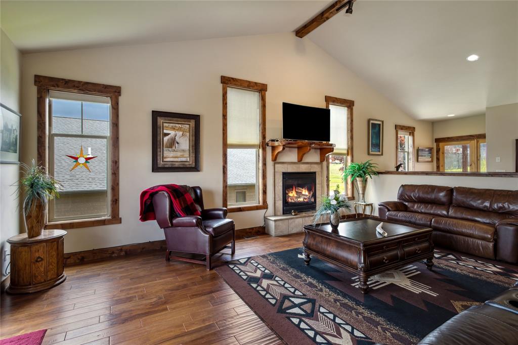 Polson, Montana, 59860, United States, 3 Bedrooms Bedrooms, ,2 BathroomsBathrooms,Residential,For Sale,1983270