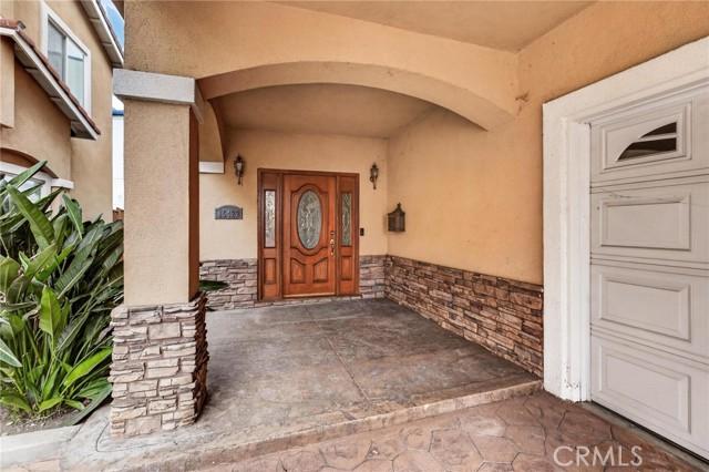 LAWN, California, 90260, United States, 4 Bedrooms Bedrooms, ,3 BathroomsBathrooms,Residential,For Sale,2048036